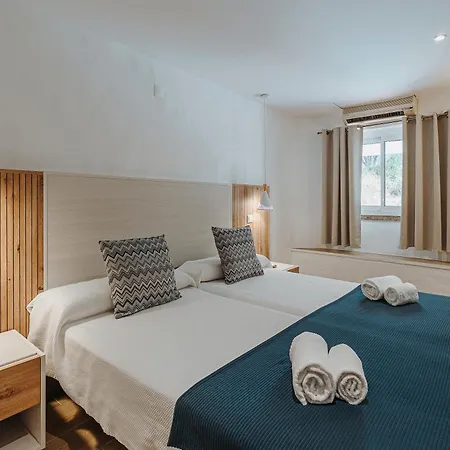 Aparthotel Borda D'agua 3*